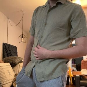 Kenneth Cole Men's Casual Olive Button-Down Shirt